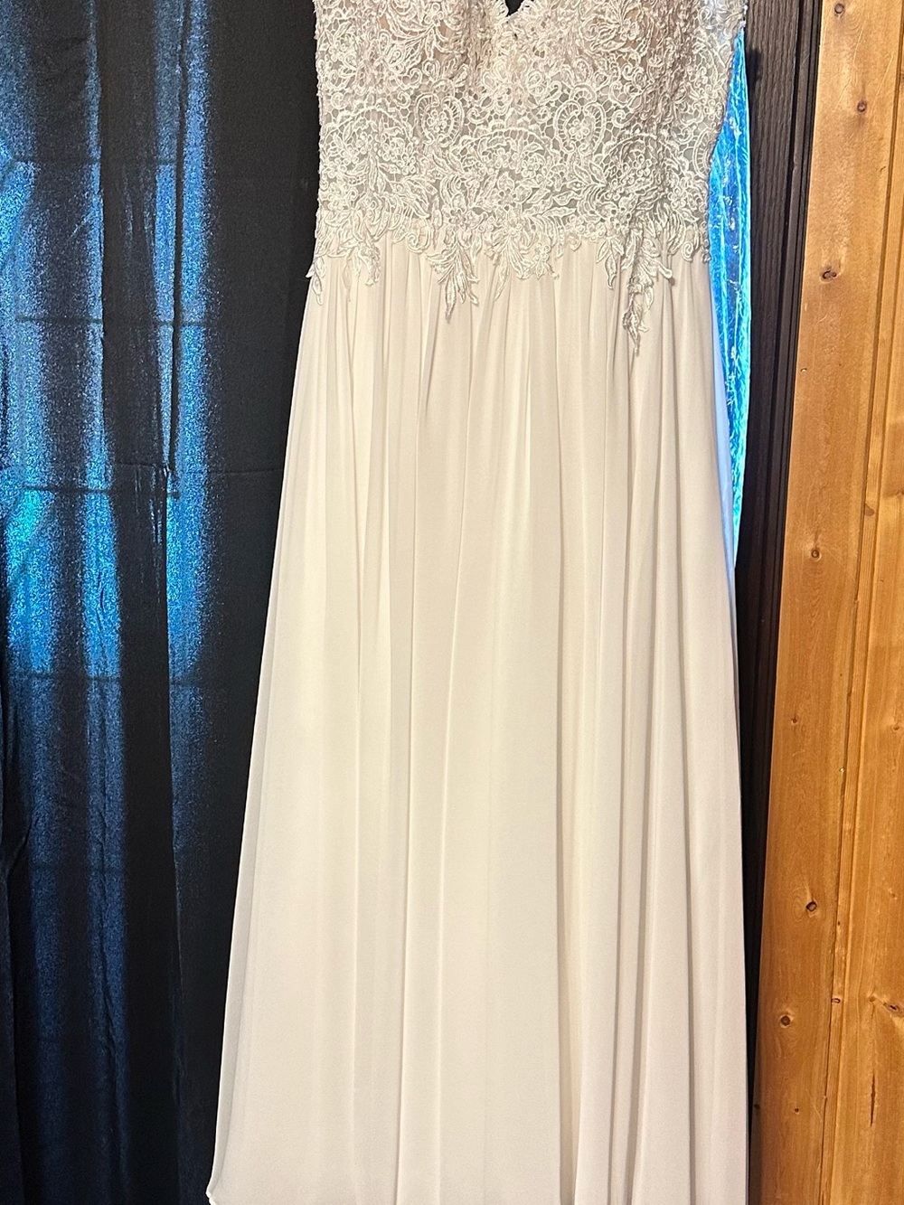 White Lace Bodice Chiffon Skirt Formal Dress